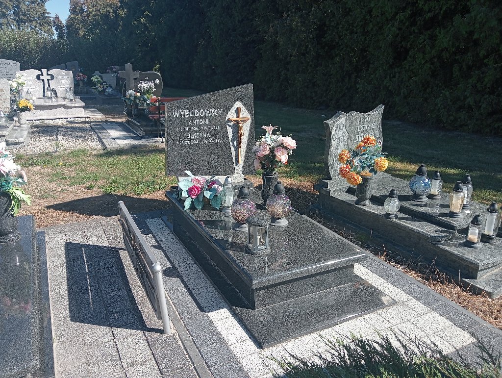 Grób Justyna Wybudowska